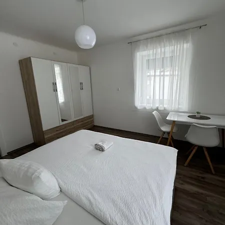 Vlora-naturblick Appartement *